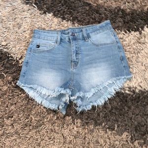 Kancan shorts size 7/27
